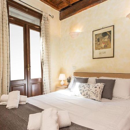 Rental In Rome Luce Apartment Ngoại thất bức ảnh